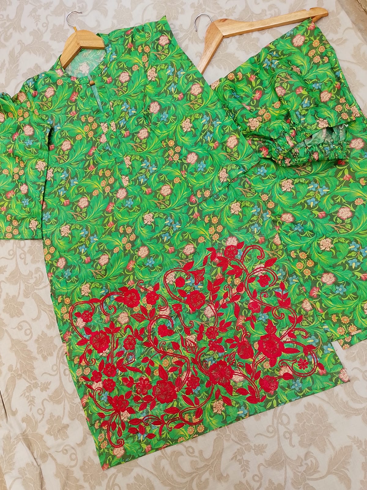 Emerald Grace – 2 Piece Printed & Embroidered Unstitched Winter Dhanak Suit