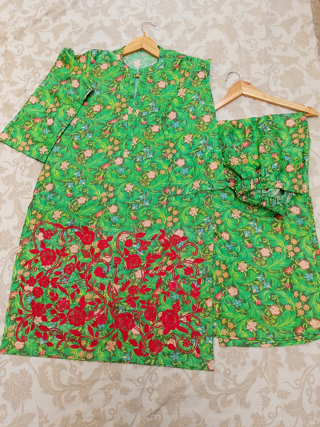 Emerald Grace – 2 Piece Printed & Embroidered Unstitched Winter Dhanak Suit