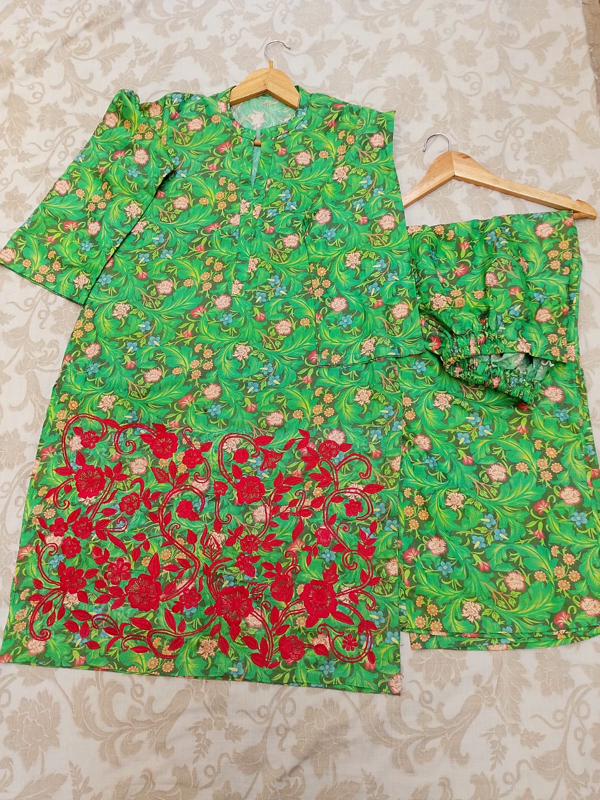 Emerald Grace – 2 Piece Printed & Embroidered Unstitched Winter Dhanak Suit