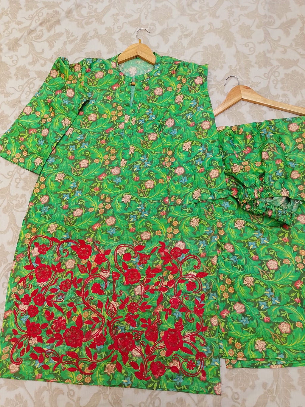 Emerald Grace – 2 Piece Printed & Embroidered Unstitched Winter Dhanak Suit