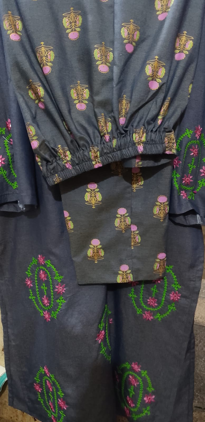 Grey Muse – 2 Piece Embroidered Winter Dhanak Suit
